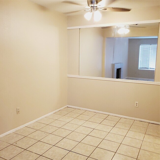 Building Photo - 12511 Ashford Meadow Dr