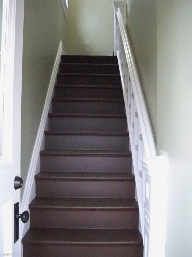 Foto del edificio - 2 br, 1 bath Duplex - 546 Lyon St NE Apt 2