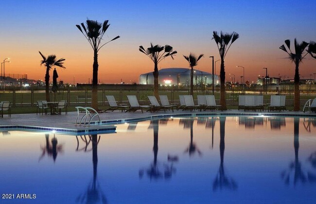 Building Photo - 8755 W Solano Dr