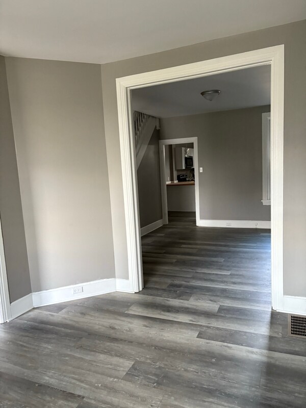 Foto del edificio - 640 Kelker St