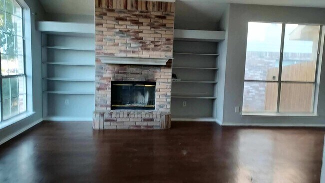 Living and Dining Room - 1125 Grounds Rd
