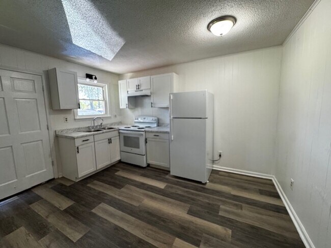 Foto del edificio - 50% OFF FIRST MONTH'S RENT IN JULY! 1 Bed ...