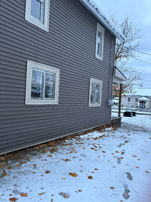 Foto del edificio - 2335 Maple Ave