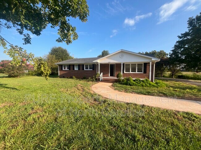 Building Photo - 103 Will Kiser Rd