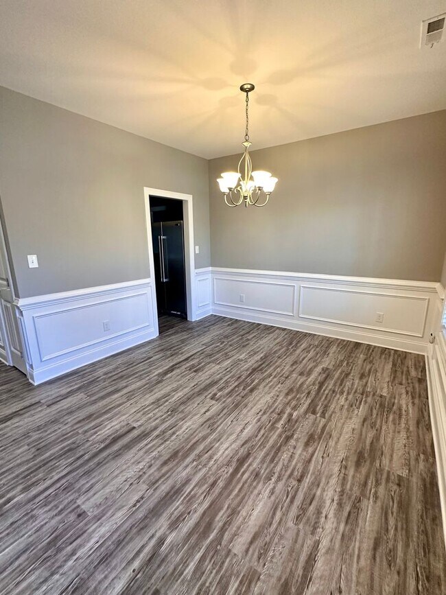 Foto del edificio - 1210 Stonewyck Dr
