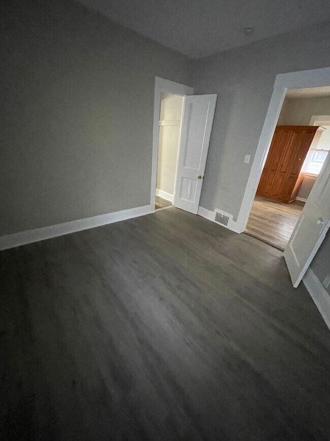 Foto del edificio - Section 8 & Eden Accepted! Ready to lease ...
