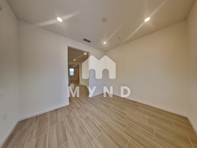 Building Photo - 1655 Pena Ln