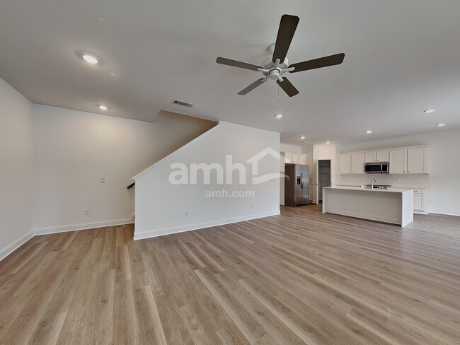 Foto del edificio - 511 Hickory Pointe Rd