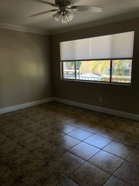 Living Room - 556 Casselman St