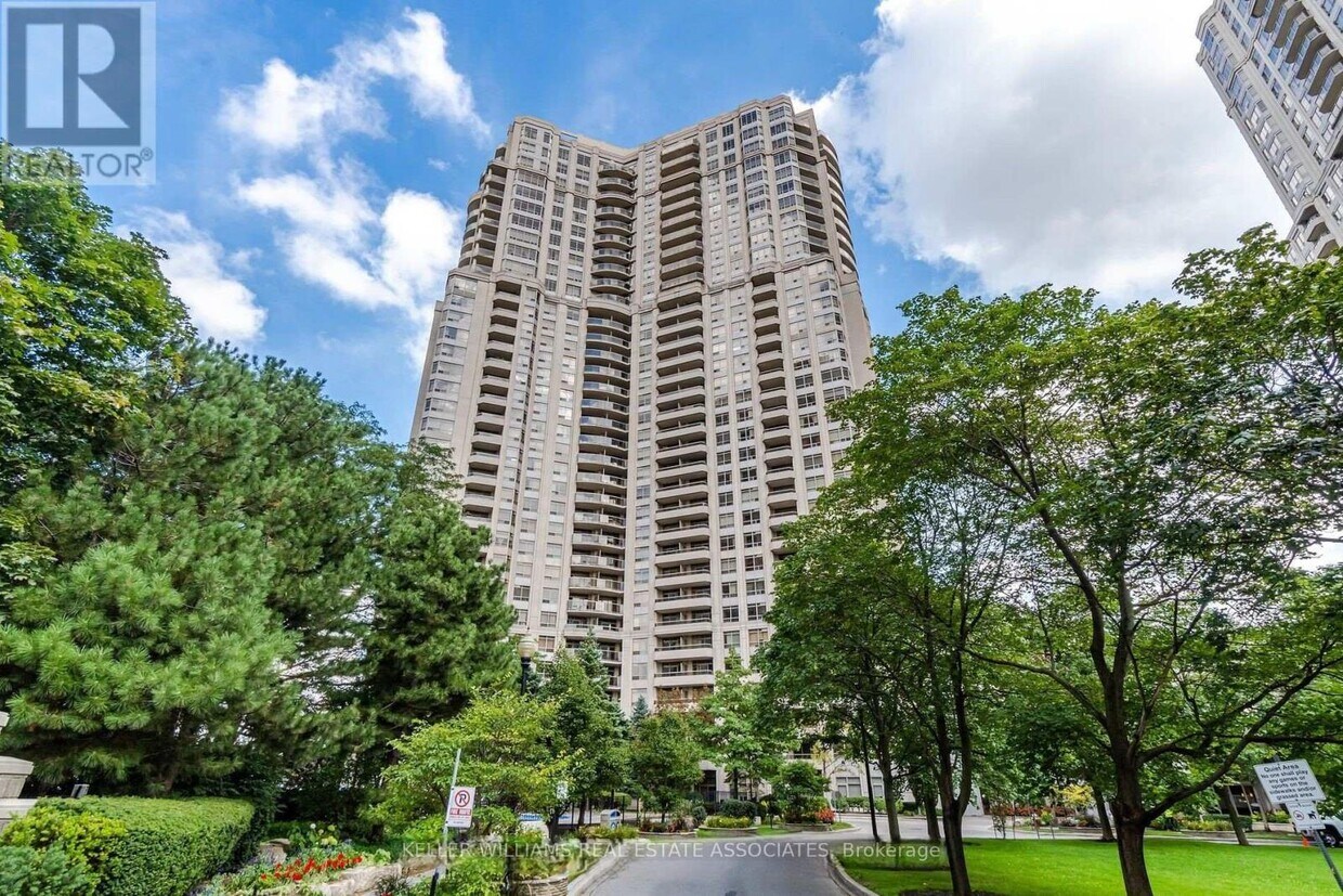 Photo principale - 35-1835 Kingsbridge Garden Cir