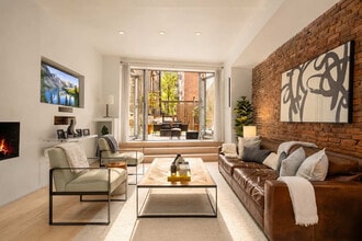 Building Photo - 354 Bowery-SI ID1035006P
