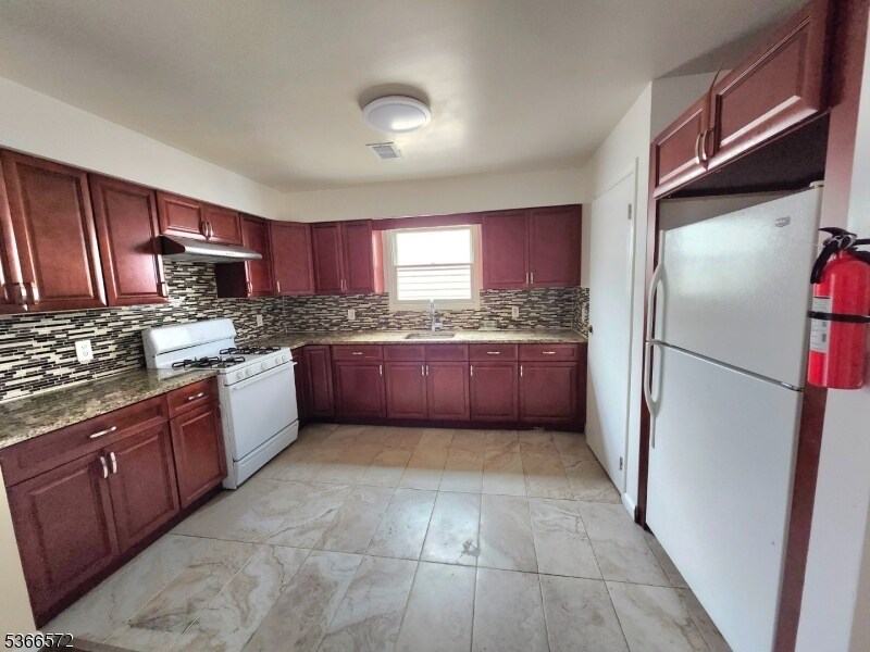 Foto principal - 617 N 7th St