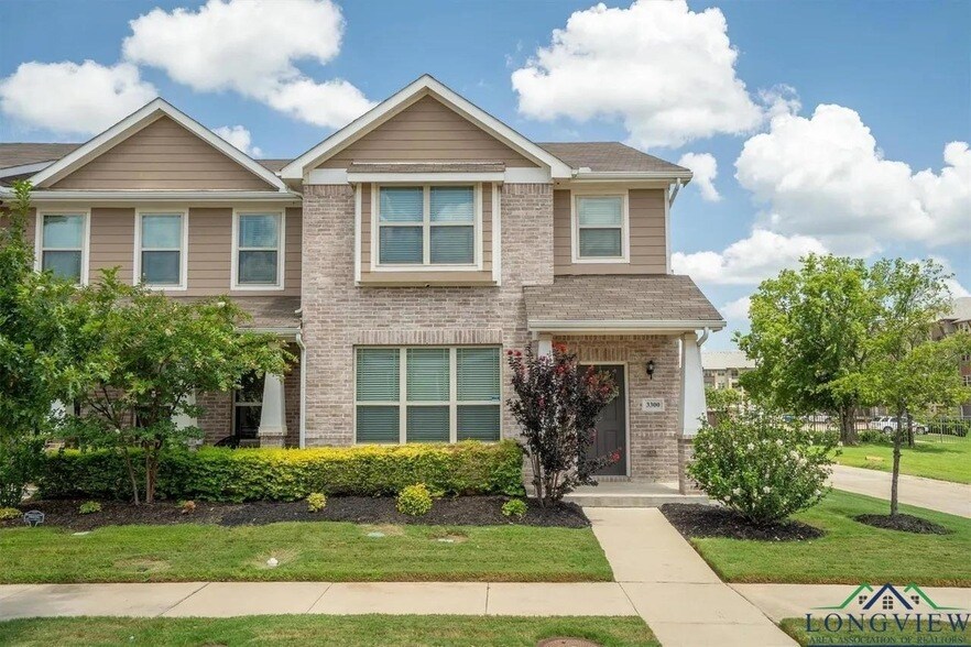 Primary Photo - 3300 Becker Dr