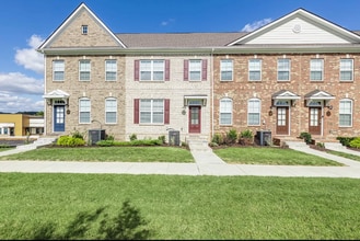 Building Photo - 204 Kinsale Dr