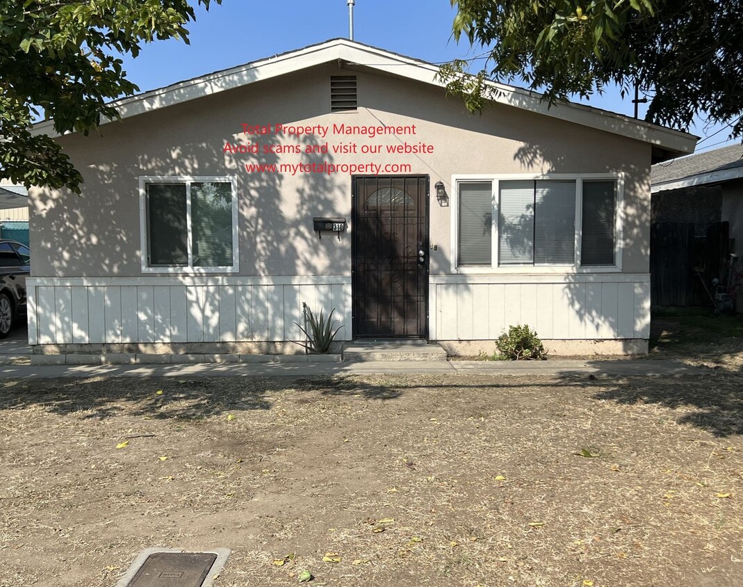 Primary Photo - 310 W Sweet Ave