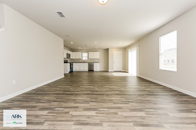 Building Photo - 161 Martin Mill Trail