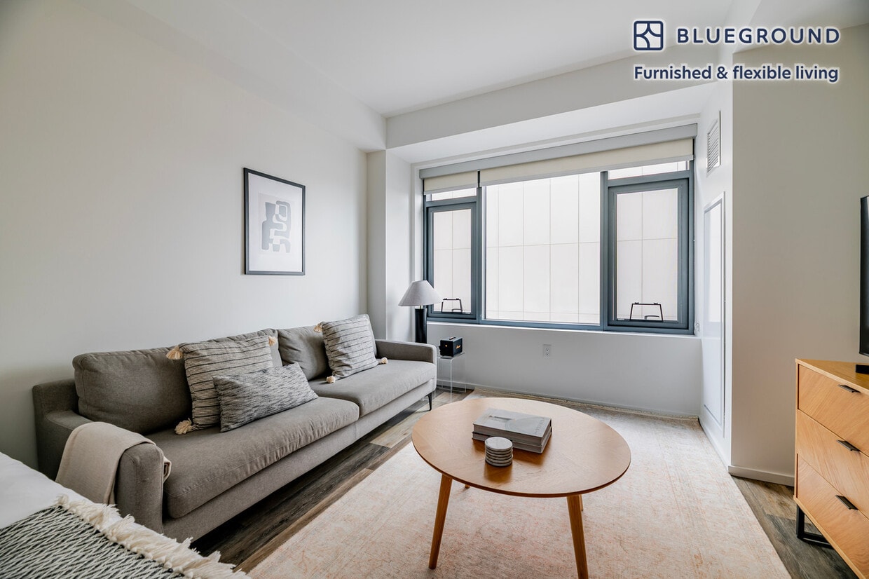 Foto principal - 345 Harrison Ave
