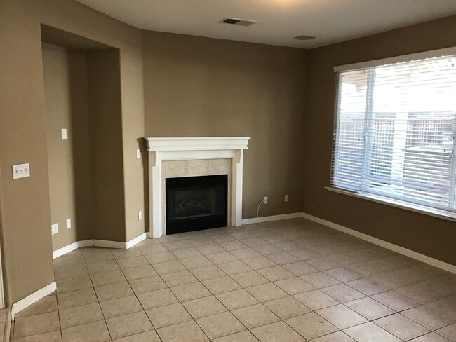 Foto del edificio - Beautiful 4 Bedroom, 2.5 Bath Mountain House Home