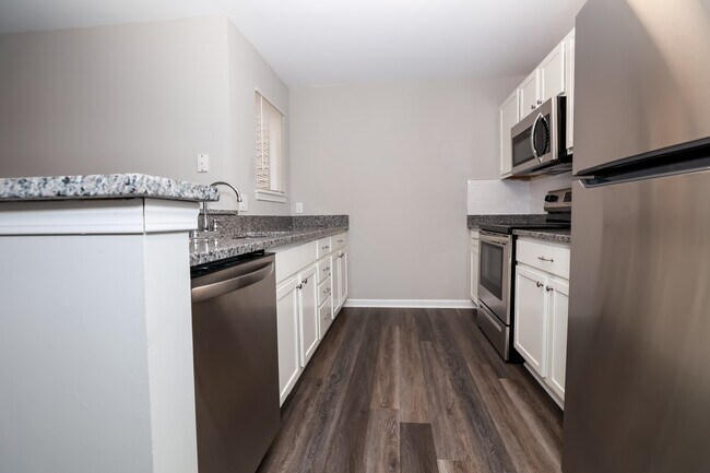 Foto del edificio - Ridge Valley Townhomes