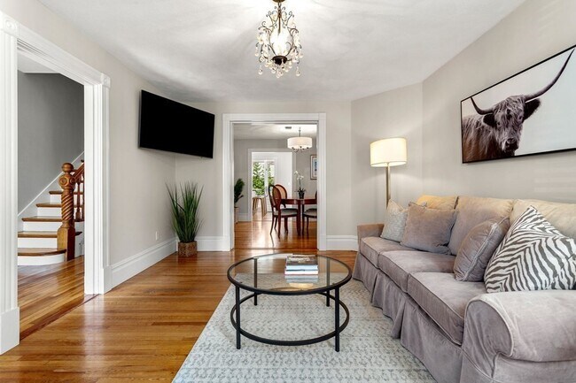 Foto del edificio - 424 E 5th St