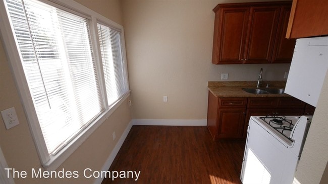 Building Photo - 4921 Auburn Dr