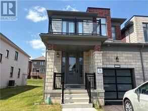 Building Photo - 125 Cole Ter