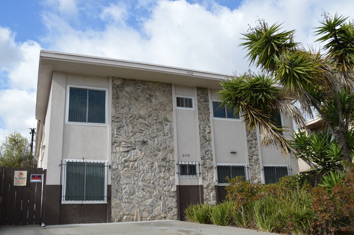 Foto del edificio - 4608 Bancroft St