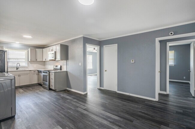 Foto del edificio - 308 S Payne St