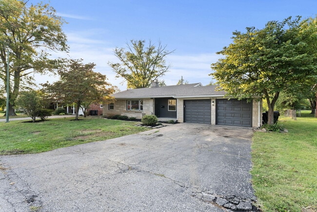 Foto del edificio - 1032 Algonquin Trail