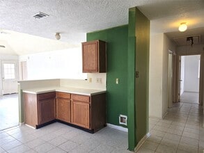 Building Photo - 17006 Dusty Mill Dr E