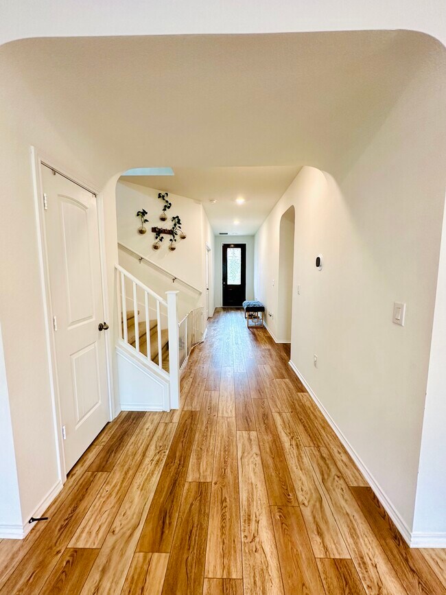 Foto del edificio - 524 Ayinger Ln