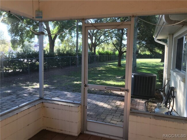 Foto del edificio - 9257 SW 82nd Terrace