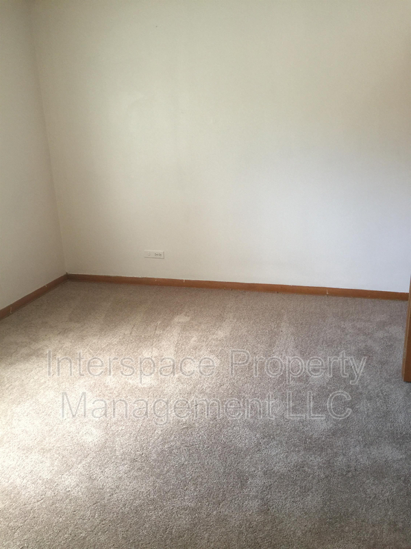 Building Photo - 9957 Cicero - 108