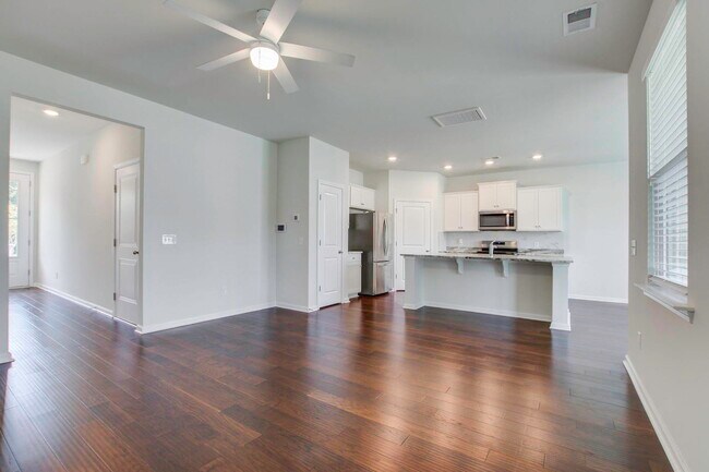 Building Photo - 1022 Sago Palm Ct