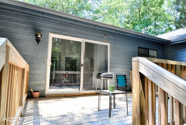 Foto del edificio - 2 br, 1.5 bath House - 6B Stayman Circle