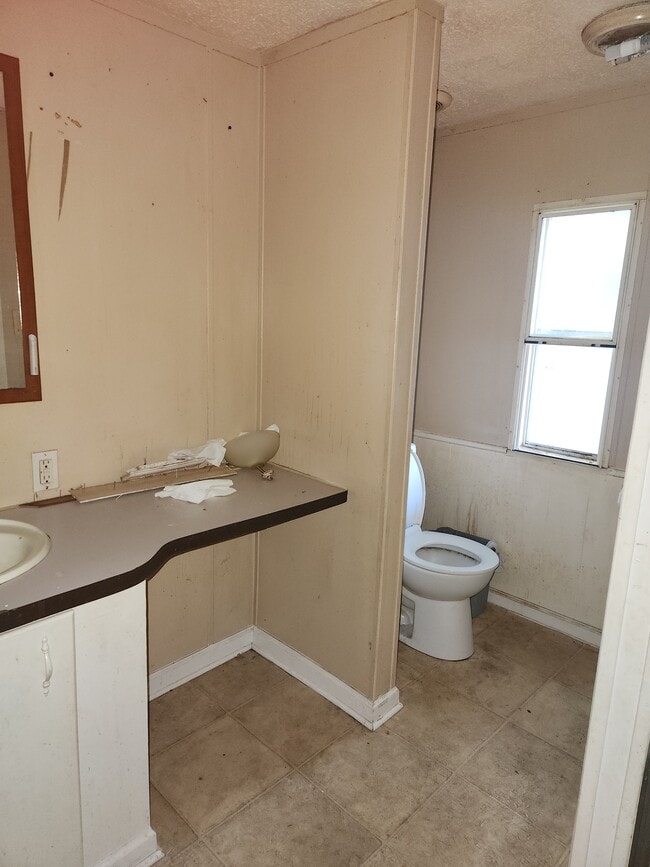 Building Photo - 2352 Park Edge Way