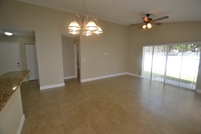 Building Photo - 6527 Amberjack Ter