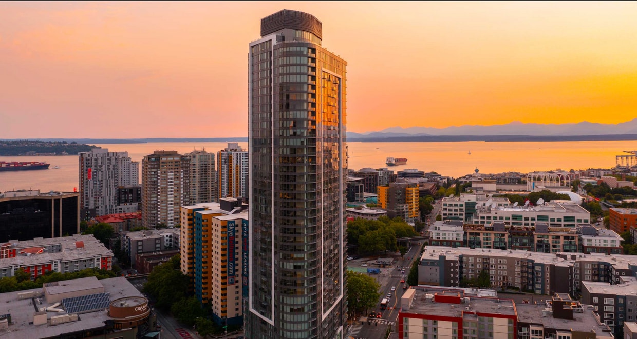 Foto principal - 2510 6th Ave