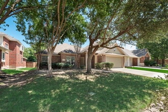 Building Photo - 7600 Shasta Dr