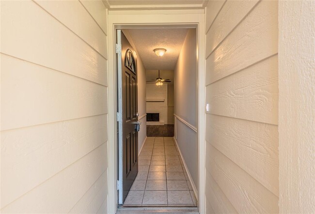 Foto del edificio - 3722 Acorn Run Ln