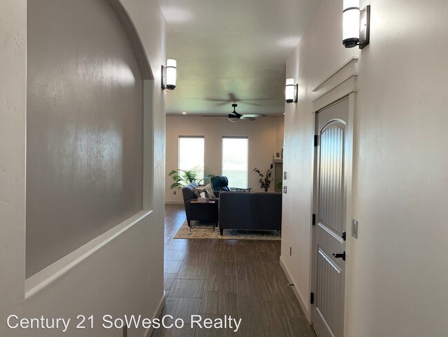 Building Photo - 3 br, 2 bath House - 2827 Rabbitbrush Drive
