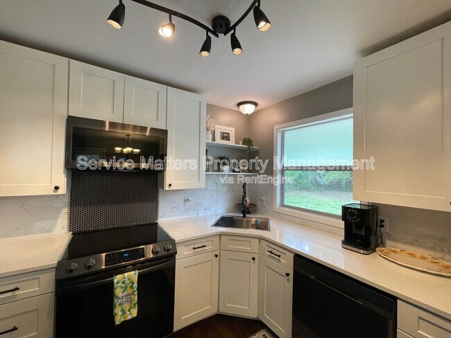 Foto del edificio - 6537 Hamilton Bridge Rd