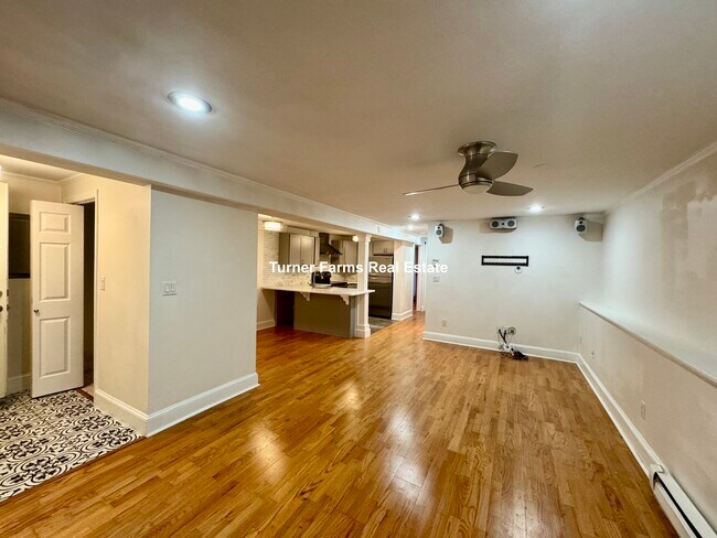 Foto del edificio - 519 Columbus Ave