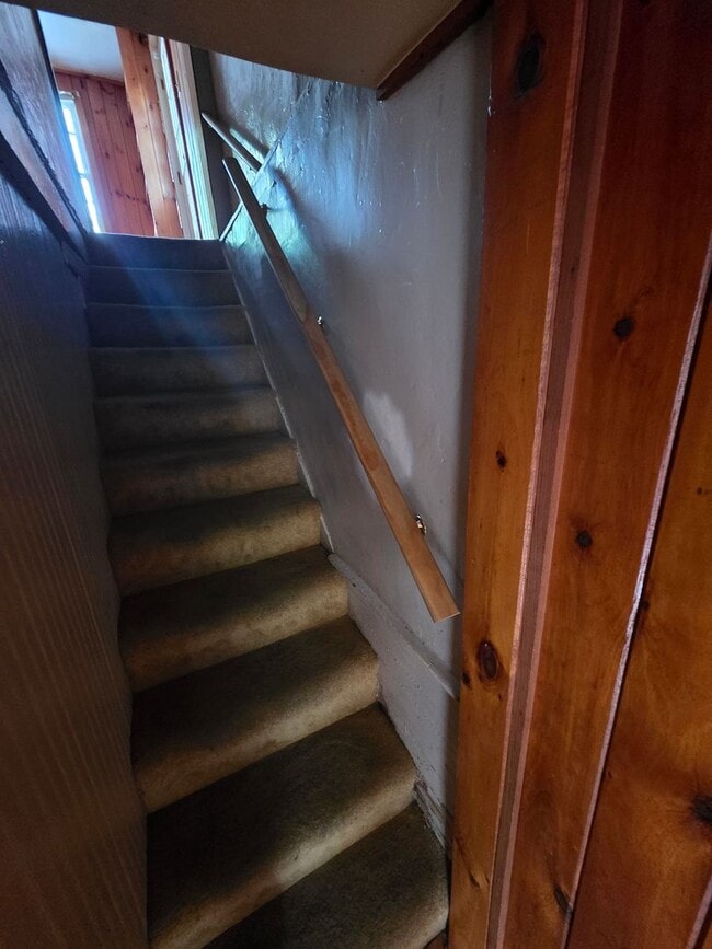 Building Photo - Charming 3 Bedroom Apartment in Millbrook, NY - *ALL UTILITIES INCLUDED