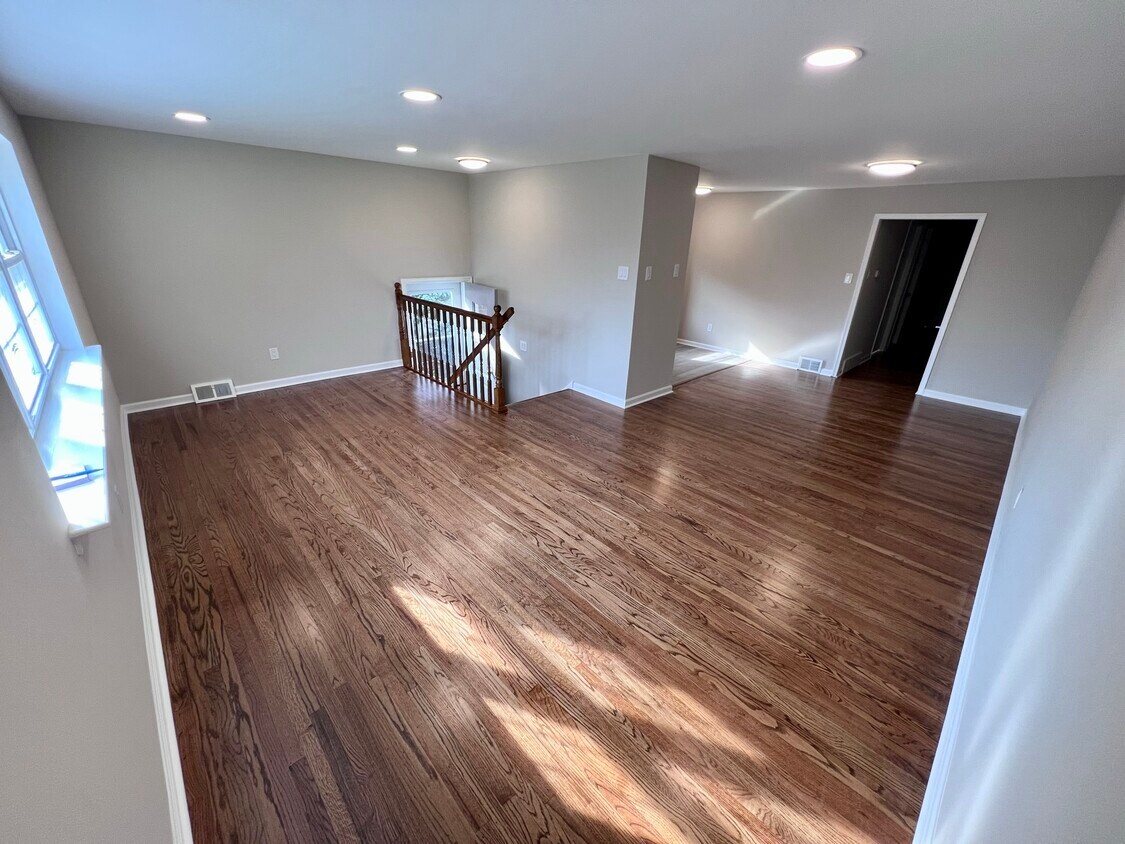 Foto principal - 2157 Benson St