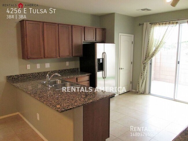 Building Photo - 4256 E Tulsa St