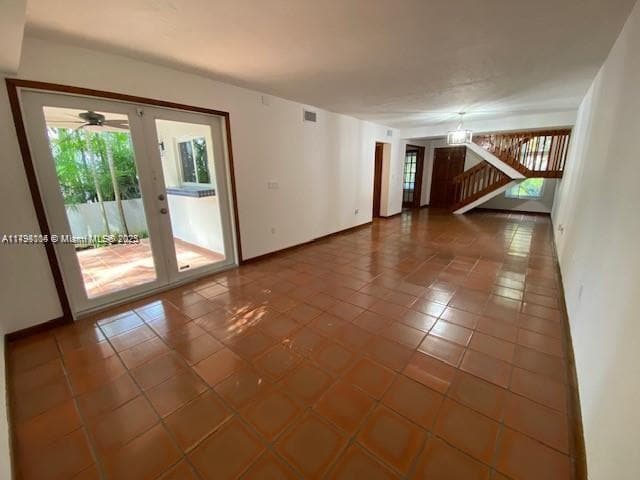 Building Photo - 402 Majorca Ave