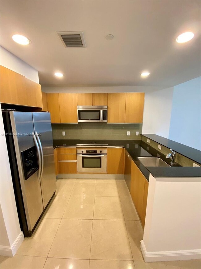 Foto del edificio - 1060 Brickell Ave