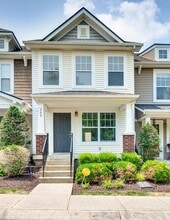 Building Photo - 209 Shadow Glen Dr