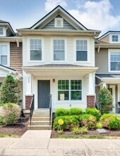 Building Photo - 209 Shadow Glen Dr